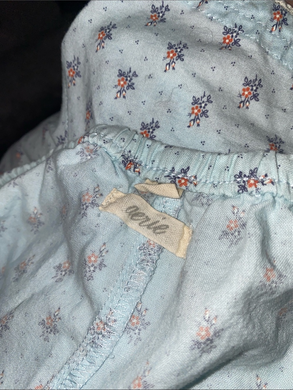 💋Y2K Aerie floral shorts with lace trim on bottoms with elastic waistband! - Picture 9 of 13